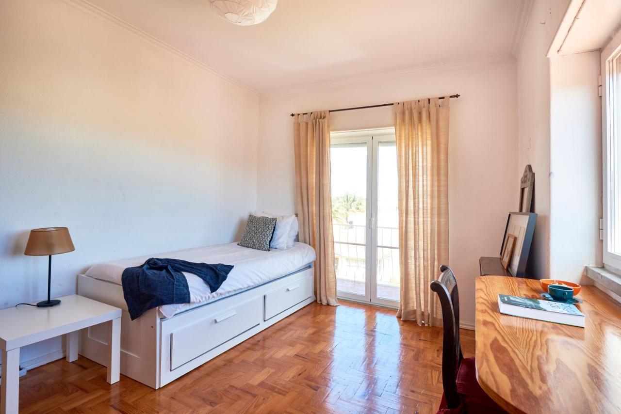 Bright Apartment With Garden In كاسكايس المظهر الخارجي الصورة