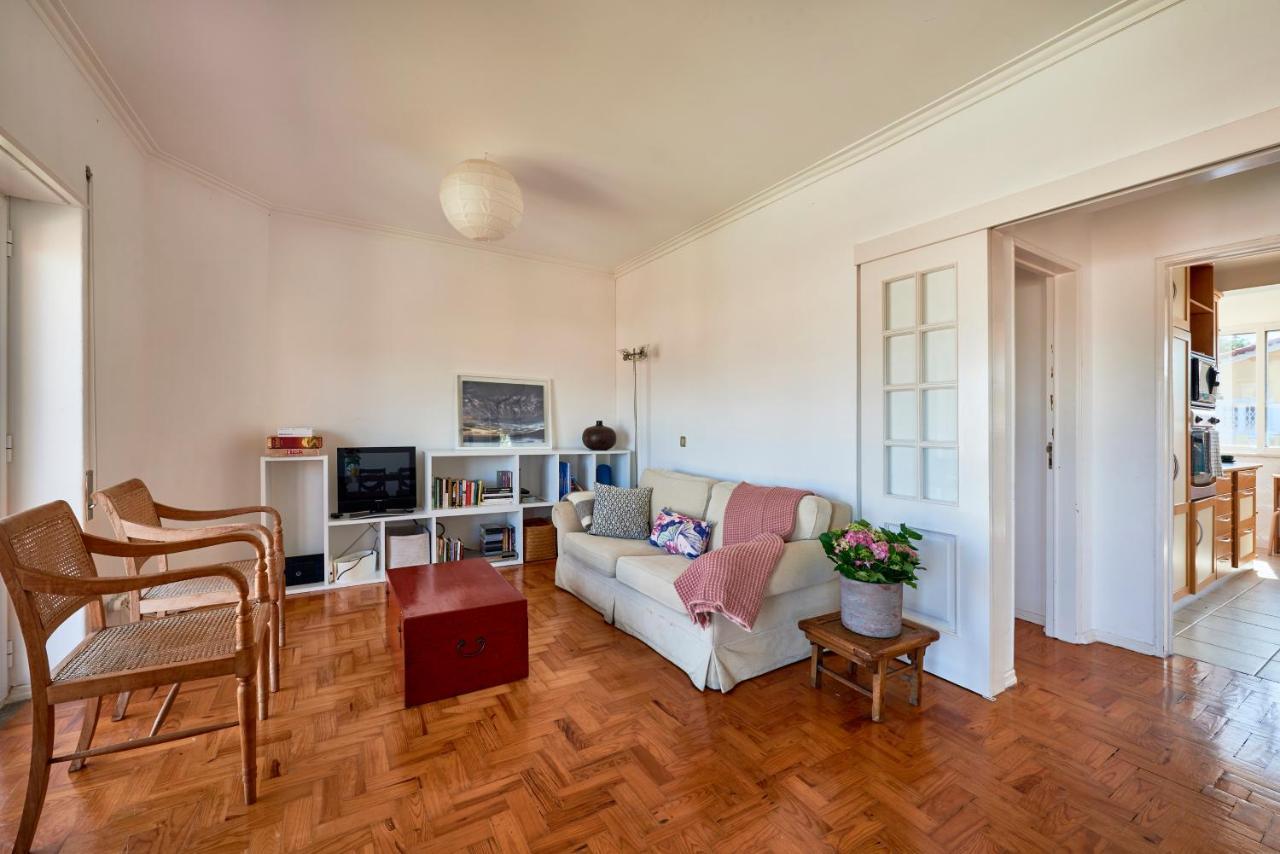 Bright Apartment With Garden In كاسكايس المظهر الخارجي الصورة