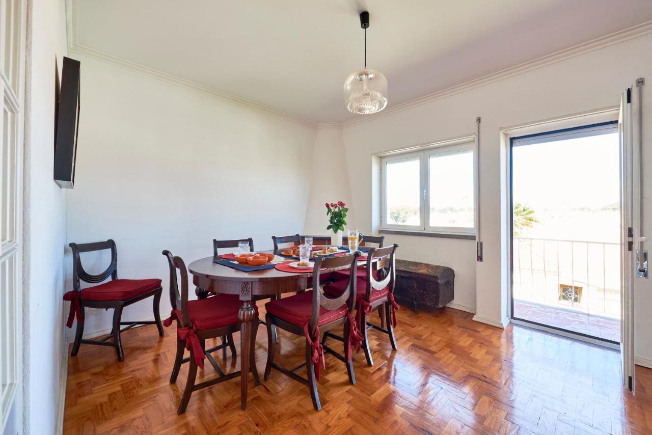 Bright Apartment With Garden In كاسكايس المظهر الخارجي الصورة