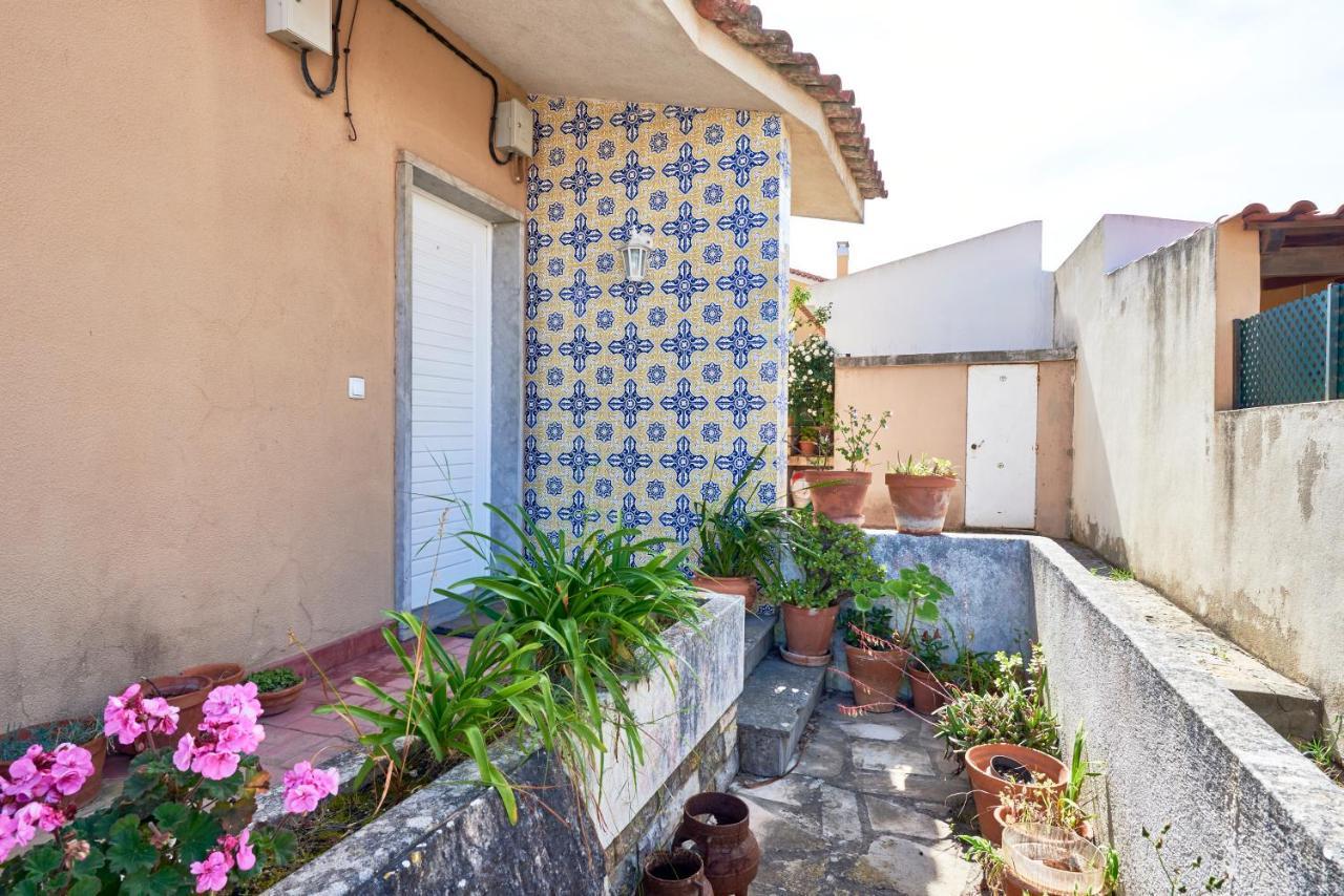 Bright Apartment With Garden In كاسكايس المظهر الخارجي الصورة
